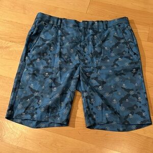 G/Fore Men's Icon Camouflage Camo Skulls and T’s Golf Shorts Blue